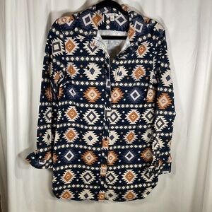 LL Bean Signature Women’s Long Chamois Shirt Shacket Size M Aztec Print Cotton